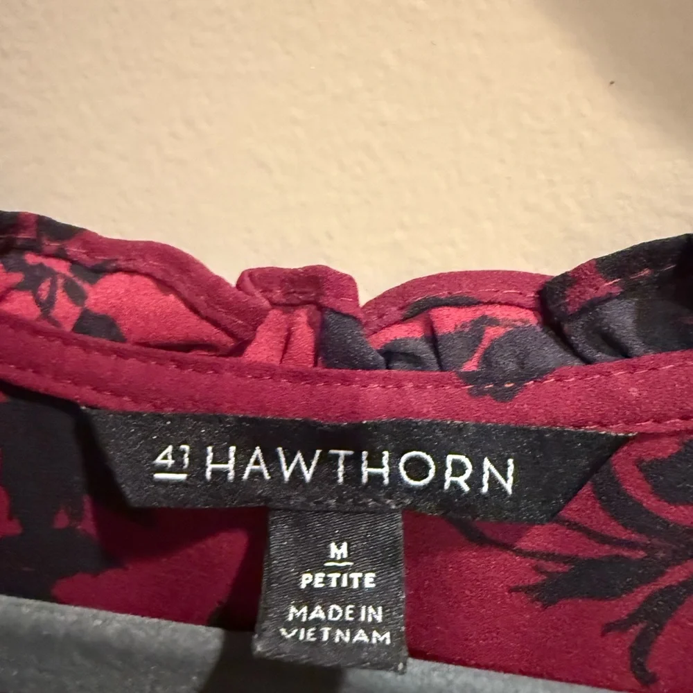 Ladies 41 Hawthorne brand blouse in pristine condition, size petite medium - Picture 4 of 6